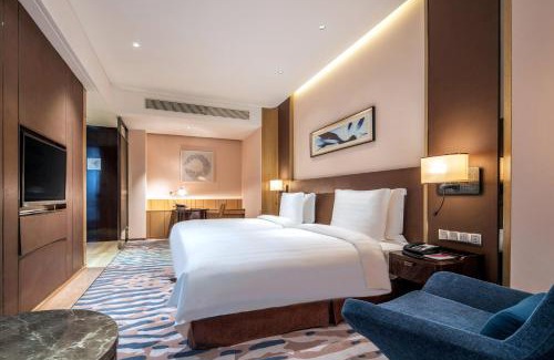 Ganjingzi Hotel | Crowne Plaza Dalian Sports Center by IHG