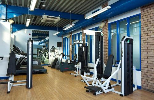 Ringway Hotel | Crowne Plaza Manchester Airport by IHG