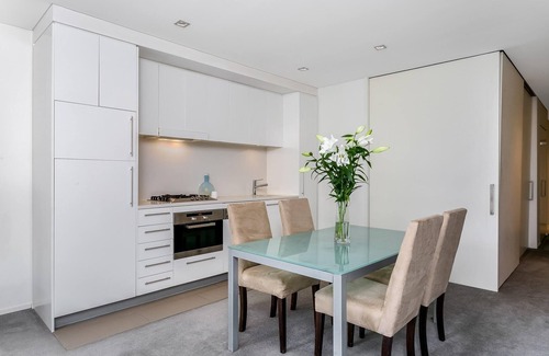 St. Leonards Wohnung | Crows Nest - CLA26 - Clarke Street - Stylish Crows Nest Apartment with Balcony Overlooking Park