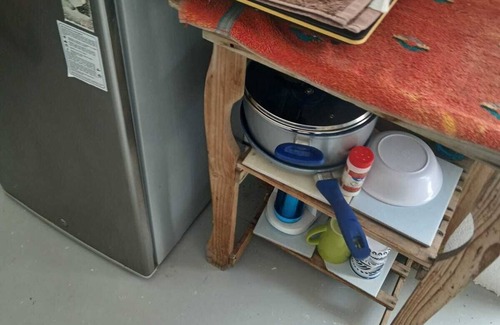 Tuxtla Gutierrez Wohnung | Cuarto de servicio con AC @ Starbucks La Fuente