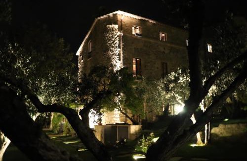Castel d'Arno Haus | Cucina condivisione e natura - il rifugio perfetto per gruppi fino 31 - Assisi Perugia