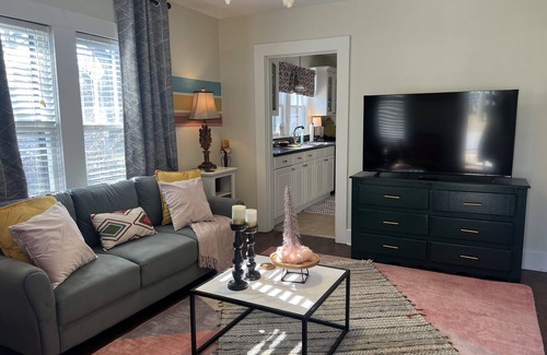 Cullman Haus | Cullman City Cottage HOME, close to I-65