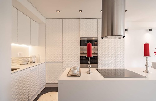 Santa Engracia Wohnung | Curcumin Silver Apartment, Wifi, AC !new!