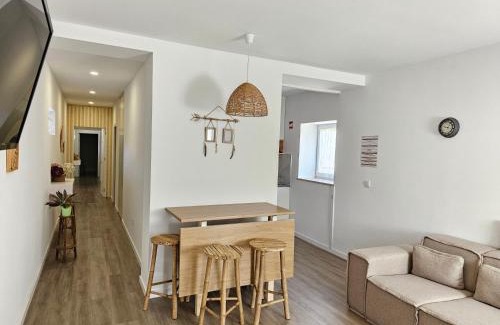 Ilhavo Haus | Curtido House