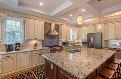 South Rehoboth Haus | 2026 Avail - Custom-Built In-Town Luxurious 6 Bdrm, 5.5 Bath, 7 mins Beach/Shops