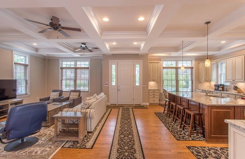 South Rehoboth Haus | 2026 Avail - Custom-Built In-Town Luxurious 6 Bdrm, 5.5 Bath, 7 mins Beach/Shops