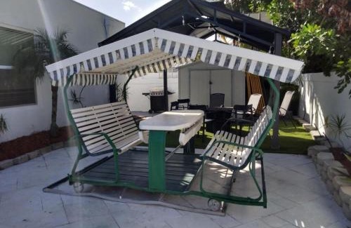 Lighthouse Point Haus | CUSTOM LUXURY POOL HOME 4 BD/ 3.1 BA