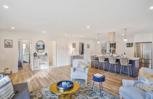 Annapolis Haus | Cute bungalow blocks to Stadium