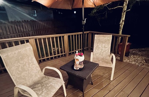 Little Rock Haus | Ultra clean, cozy 3BR 2Ba! Classy touches and discounted for longer stays!