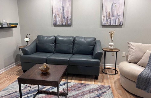 Little Rock Haus | Ultra clean, cozy 3BR 2Ba! Classy touches and discounted for longer stays!