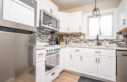 Midland Haus | Cute Convenient Midland Duplex