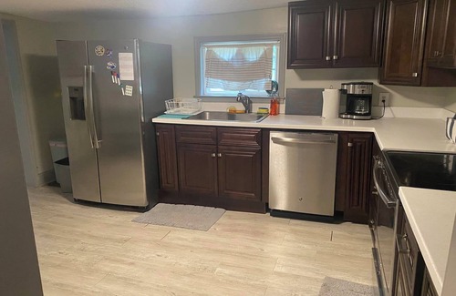 Florence Haus | Cute Home in Downtown Florence - 4 BR, 2 BA, WiFi, Pet Friendly!