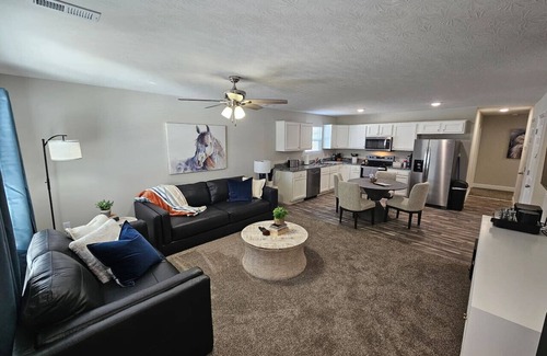 Wilmington Haus | Cute New Const Wilmington Ranch