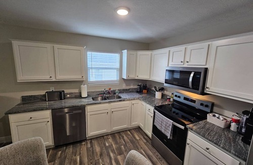 Wilmington Haus | Cute New Const Wilmington Ranch