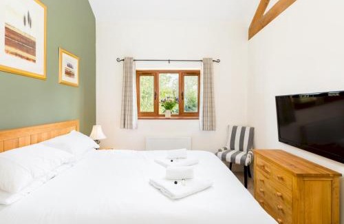 Uckington Haus | CV35 8AT The Barns Hampton Lucy · Peaceful 2Bed Retreat in Hampton Lucy Parking Pass The Keys
