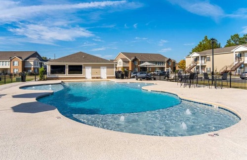 Tifton Wohnung | Cypress 71. 2bd|2b with full Kitchen equip