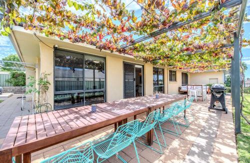 Dubbo Haus | Cypress Point - Pool Entertainer, Pets Allowed