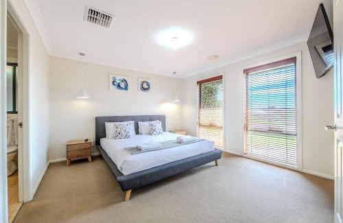 Dubbo Haus | Cypress Point - Pool Entertainer, Pets Allowed