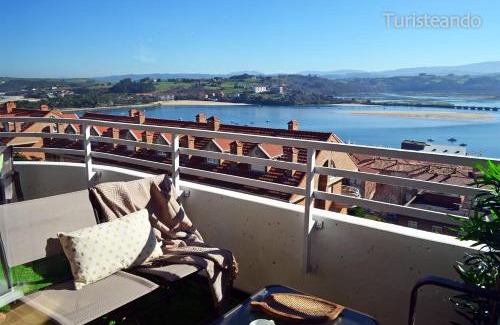 San Vicente de la Barquera Wohnung | Dúplex ANANDA, vistas impresionantes con parking y piscina comunitaria