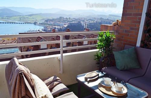 San Vicente de la Barquera Wohnung | Dúplex ANANDA, vistas impresionantes con parking y piscina comunitaria