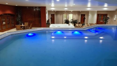 Vila Poran Wohnung | Dúplex Luxo com Piscina Aquecida, Lareira e Wifi