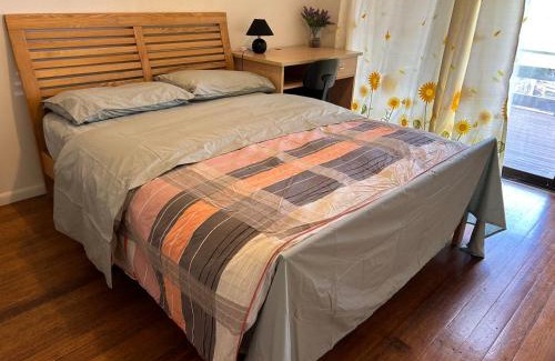 Bundoora Haus | D环境优雅近商区别墅大房elegant environment, large rooms near commercial villas