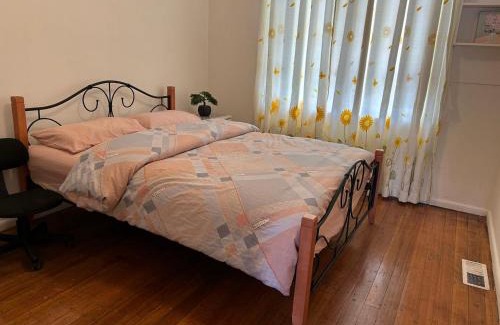 Bundoora Haus | D环境优雅近商区别墅大房elegant environment, large rooms near commercial villas