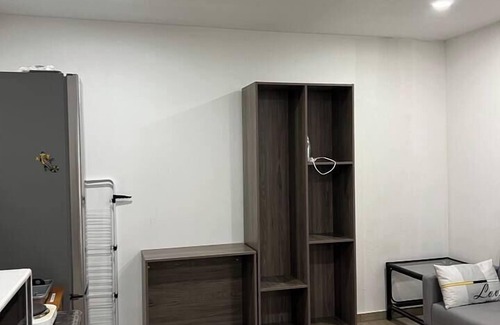 Nikiboko Wohnung | D&X Apartment-E | 2-Bed, Kitchen, AC, WiFi, TV