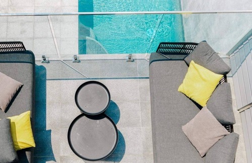 Nelly Bay Haus | ! Dacha on Maggie No#2, Unrivaled Island Luxury