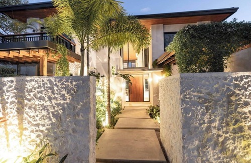 Tamarindo Haus | Daily Housekeeping, Beach club membership, Multi use Football field/Sauna/ Ice Bath/ E-bikes