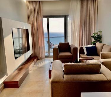 Ash Shati Wohnung | Damac Apartment شقة مع جاكوزي بإطلالة بحرية