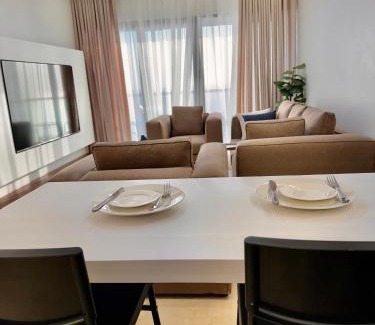 Ash Shati Wohnung | Damac Apartment شقة مع جاكوزي بإطلالة بحرية