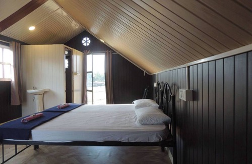 Timbholi Sonstige | Dandeli Aura - Accommodation Only
