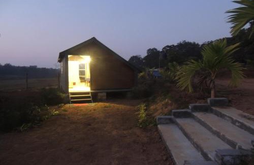 Timbholi Wohnung | Dandeli Aura Retreat