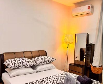 Larut Wohnung | Dandelion 2BR Apt Near lake garden