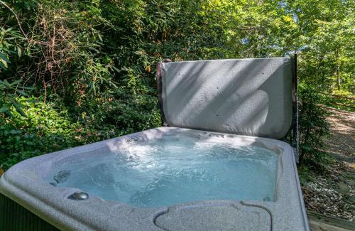 Boone Haus | Daniel Boone Lodge