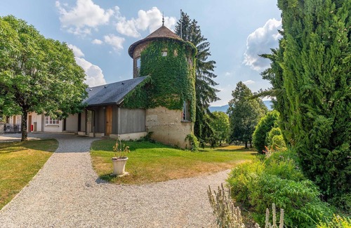 Chambery Wohnung | Dans Vignes, 10 Min de Chambéry, Piscine | Chateau