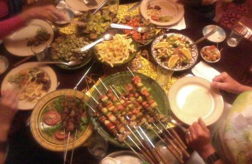 Tamedakhte Haus | Dar adiafa dar asalam