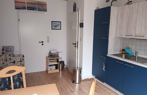Sturenburgshof Haus | Dat Ferienhuus Aurich-Tannenhausen at the bathing lake! Pet friendly!