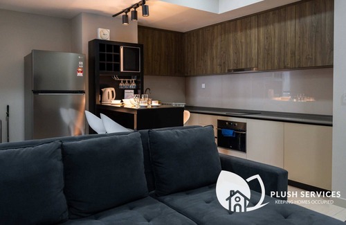 Taman Keramat Wohnung | Datum Jelatek by Plush