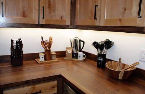 McIntosh County Kabine | Dawson Cottage: Lakefront Stay on Dry Lake, ND – Beach, Sauna, Pontoon & More!