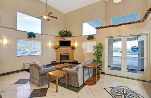 Perry Hotel | Days Inn by Wyndham Brigham City