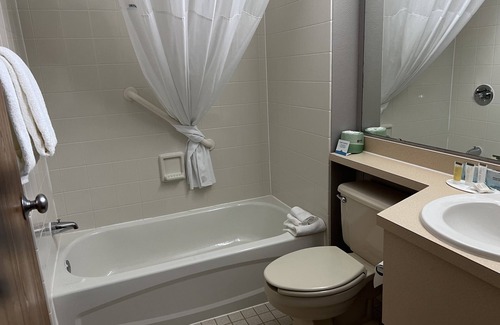 Coeur d'Alene Hotel | Days Inn by Wyndham Coeur d'Alene