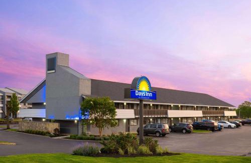 Crosswoods Hotel | Days Inn by Wyndham Columbus Worthington