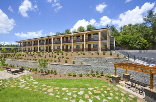 Fultondale Hotel | Days Inn by Wyndham Fultondale