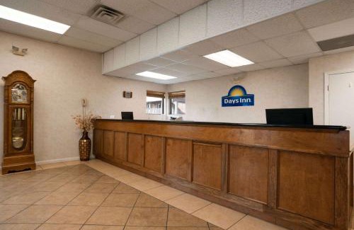 Huntington Hotel | Days Inn by Wyndham Huntington