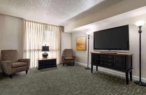 Kuttawa Hotel | Days Inn by Wyndham Kuttawa/Eddyville