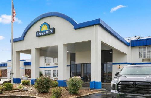 Madisonville Hotel | Days Inn by Wyndham Madisonville