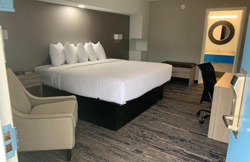 Senatobia Hotel | Days Inn by Wyndham Senatobia