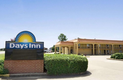 Southaven Hotel | Days Inn by Wyndham Southaven MS